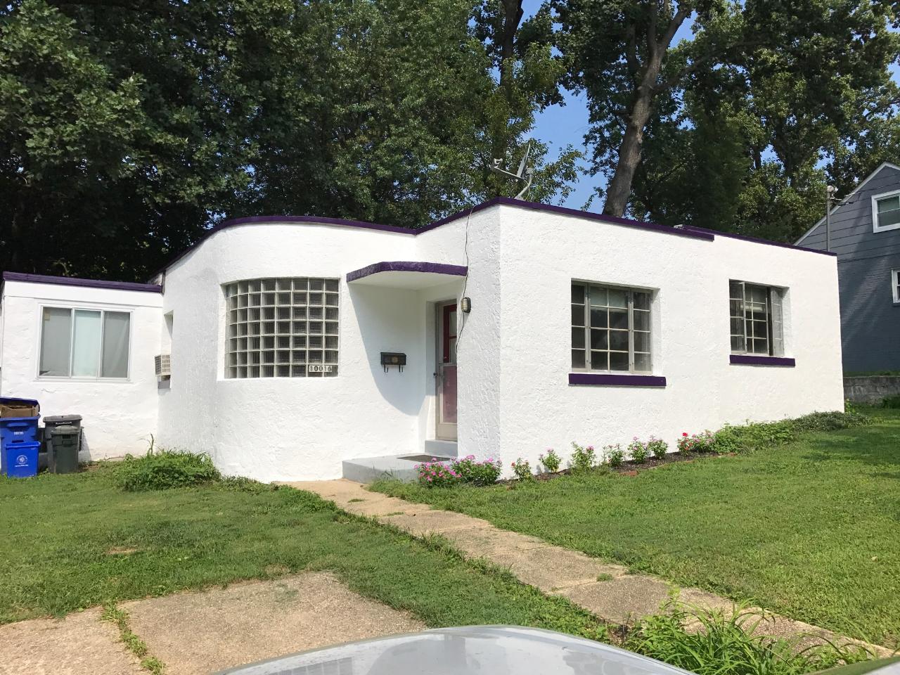 Renfrew Road House